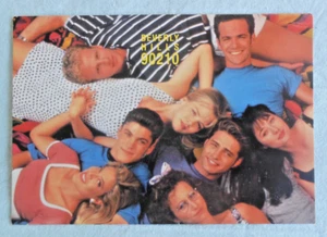 BEVERLY HILLS 90210 - POSTCARD/CARTOLINA /Hollywood/Luke Perry/Jason Priestley - Imagen 1 de 2