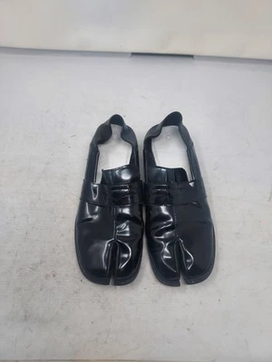 Maison Martin Margiela EU 39 US 9 WOMENS Patent Black Split Toe Loafer - Image 1 of 4