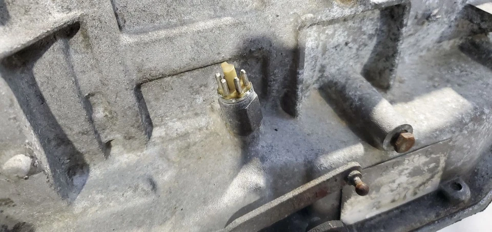 Lincoln Town Car 1988 1989 OEM transmisión automática 5,0 L 4 velocidades Foto 1 de 4