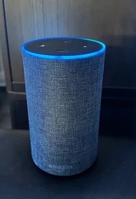 Amazon Echo (2. Generation) Sprachgesteuerter Smart Assistant - Anthrazit Stoff - Bild 1 von 3