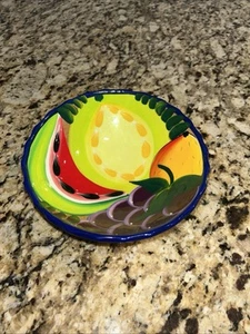 MEXICO TALAVERA CLAY SMALL BOWL DISH SCALLOPED EDGE HAND MADE & PAINTED - Picture 1 of 4