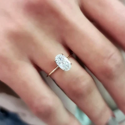 Women 1 Carat Oval Cut Diamond Ring IGI Lab Created 18k White Gold E F VS - Image 1 of 4
