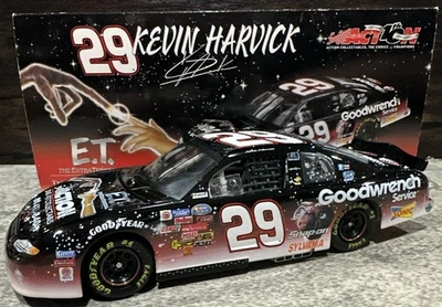 2002 Кевин Харвик Инопланетянин Литая модель GM Goodwrench Red Chevrolet 1:24 Action Nascar - Изображение 1 из 4