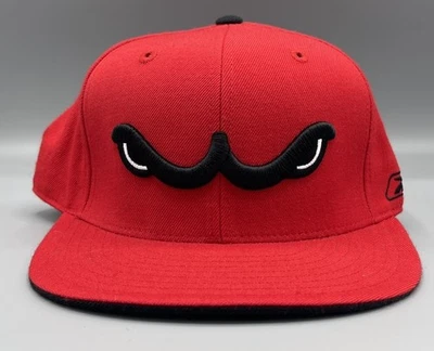 Reebok DEADSTOCK Chicago Bulls OJOS Rojo Ajustado 7 3/8 Foto 1 de 4