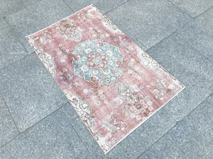 ANTIQUE TURKISH VINTAGE HANDMADE RUG FOR KITCHEN, BEDROOM, HALLWAY, NURSERY RUG - Picture 1 of 13