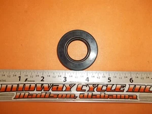 KAWASAKI 67 - 70 C2SS C2TR CRANKCASE OIL SEAL 92050-006 F3 F4 BUSHWACKER jh - Picture 1 of 4