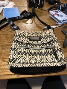 Womens Relic Crossbody Tan Beige And GrayLeather Purse - Picture 1 of 6