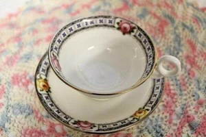 RADFORDS Crown China ROSE Teacup & Saucer MADE IN ENGLAND - Picture 1 of 3