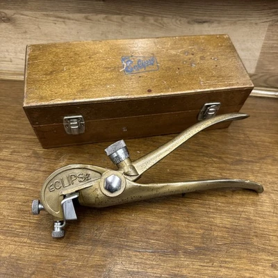 Vintage Large Eclipse No.78  Circular Saw setting tool In Original Box - Image 1 of 4