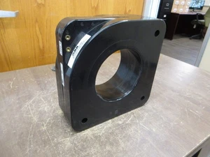 Transformador de corriente ABB relación 622-122 1200:5A 600V 50-400Hz 10kV BIL *sin caja* - Imagen 1 de 7