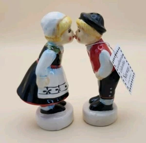Shaker Sale Pepe Bacio Norvegese Coppia Trinket Grannycore - Foto 1 di 16