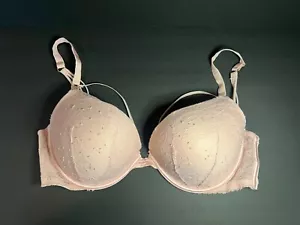 Sujetador Victoria's Secret Rosa Muy Sexy Push Up Cobertura Completa Deshuesado Con Aros 34DDD - Imagen 1 de 8
