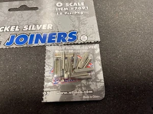 O-SCALE ATLAS #7091 RAIL JOINERS NICKEL SILVER 16 Pcs 2 RAIL BIGDISCOUNTTRAINS - Picture 1 of 4