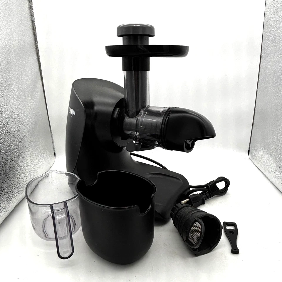 Ninja Cold Press Juicer Pro JC100 – 150W Masticating Juicer w Accessories/Manual - Image 1 of 4