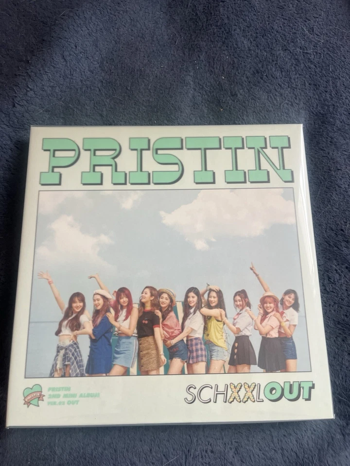 Pristin-[Schxxl Out]2nd Mini Album Out Ver CD+Book Foto 1 de 3