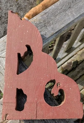 Ménsula Borgoña Ornamentada Una Pieza Madera Salvamento Arquitectónico Abt 16"x10"x2" Foto 1 de 4