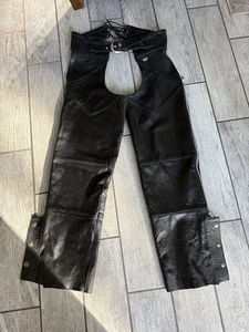 VTG Harley Davidson Motorcycle Chaps Women's Medium Black Leather USA Made Biker - Bild 1 von 9
