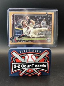 2025 Topps Series 1 - Jake McCarthy #243 Gold /2025 - Picture 1 of 2