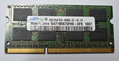 Samsung M471B5673FH0-CF8 2GB DDR3 PC3-8500S SO-DIMM 1066MHz Laptop Memory - Image 1 of 2
