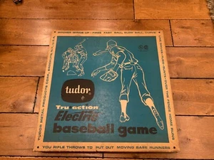VINTAGE 1960'S TUDOR ELECTRIC BASEBALL GAME GREAT CONDITION - Picture 1 of 7