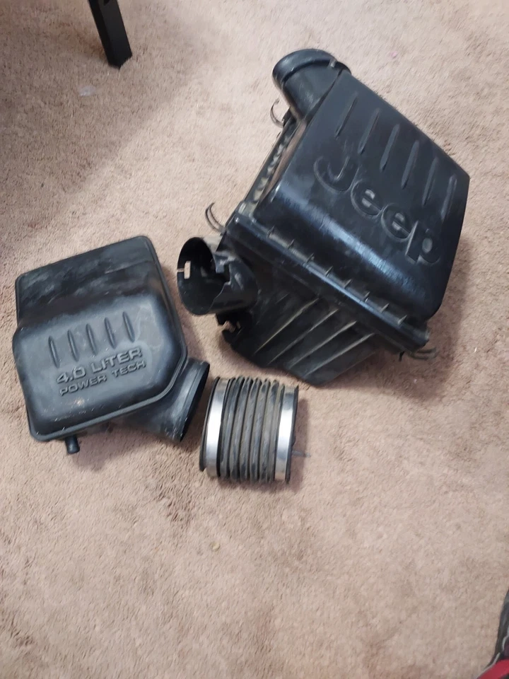 1999-04 GRAND CHEROKEE Air Intake Cleaner Filter Box Housing Resonator Assembly - Image 1 of 1