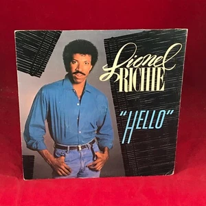 LIONEL RICHIE Hello 1983 UK 7" vinyl Single motown record original 45 C - Picture 1 of 4