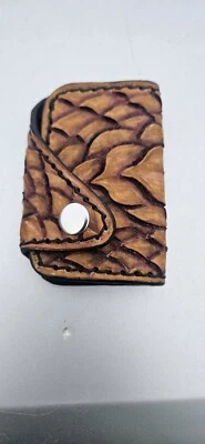 Minimalist Wallet - Image 1 of 4