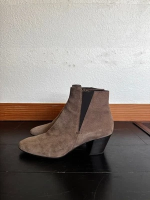 Botas Chelsea Femininas Aquatalia Salto Marrom Camurça 10.5 Fabricadas na Itália - Imagem 1 de 4