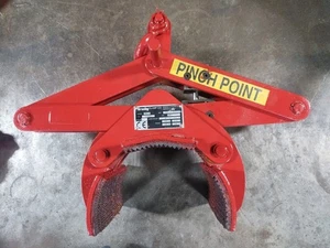 Crosby PA-5 Pipe Lifting Clamp/Tongs 1200# Grip 3.5-5.5. - Picture 1 of 7