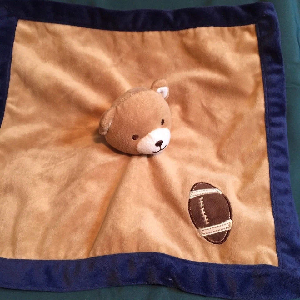 Oso de fútbol marrón Tiddliwinks 14" por 14" Lovey/manta de seguridad Foto 1 de 1