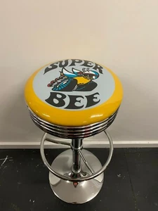 SUPER BEE SCAT PACK DODGE PREMIUM BAR STOOL ADJUSTABLE HEIGHT CHRYSLER MOPAR - Foto 1 di 9
