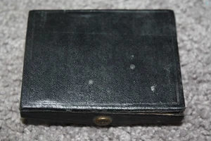 Rasoio di sicurezza vintage Gillette tono oro con custodia e lame - Foto 1 di 7