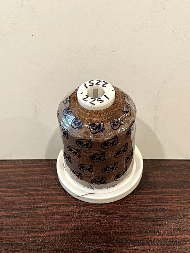 ROBISON ANTON RAYON SUPER STRENGTH THREAD #2250-2299 SOLIDS 1100 YARDS PER SPOOL - Image 1 of 1