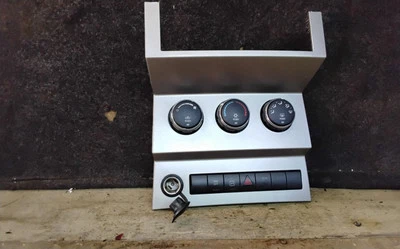 Dodge Nitro 2007-2009 radio bisel tablero moldura panel calentador interruptor de control OEM... Foto 1 de 4