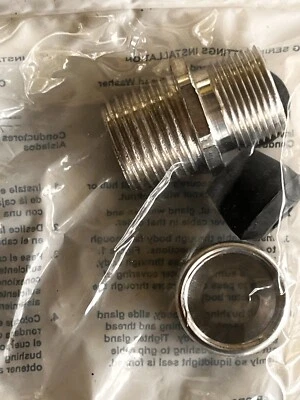 22ea EATON/CROUSE HINDS CGB114 SA STRAIGHT BODY MALE THREAD 1/2" CABLE CONECTOR - Image 1 of 4