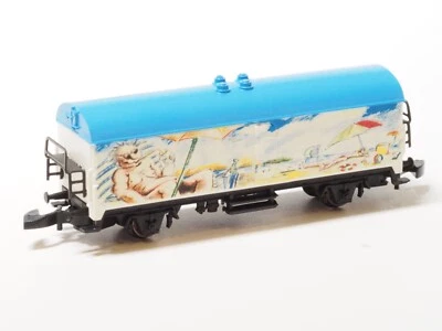 Marklin Z-scale Refer Box Car  Beach tourist, new, no box - Image 1 of 2