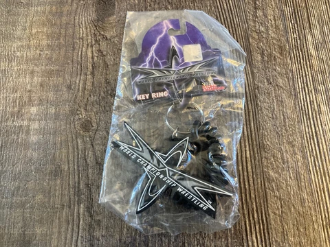 Rare 1999 WCW World Championship Wrestling Key Ring Sealed Cover