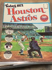 1971 Houston Astros Dell MLB book with Team Photo Cards