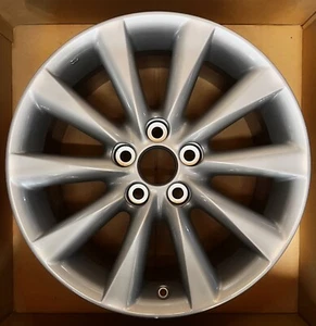 2009-2010 Lexus IS250 IS350 17x8 Factory OEM Rim 74216 4261153300 - Picture 1 of 1