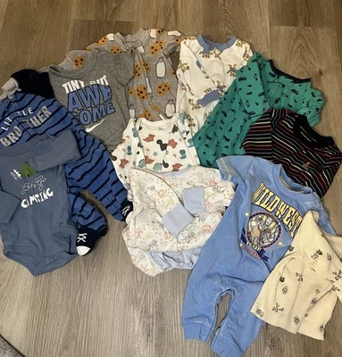 Baby Boy Clothing Lot 0-3 months 11 pieces Fall/Winter Gap Carters Disney Nike - Image 1 of 4