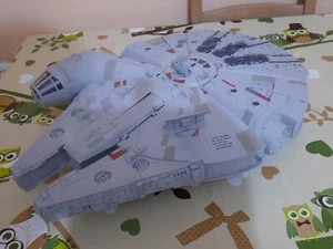MILLENIUM FALCON HALCON MILENARIO STAR WARS HASBRO - Imagen 1 de 5