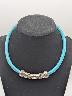 Брайтон искусственной бирюзовой кожи серебряные бусины ошейник ожерелье 15,5 дюймов - Изображение 1 из 4