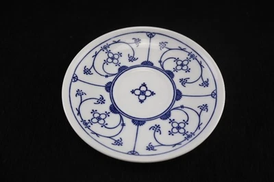 Sehr schöne Untertasse von Kahla Indisch Blau Saks Strohblumenmuster Ø ca. 14 cm - Bild 1 von 3