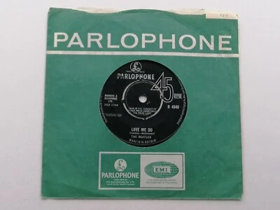 THE BEATLES  1964 UK 45  LOVE ME DO  BLACK  PARLOPHONE R 4949  S-I-U-K - Image 1 of 4