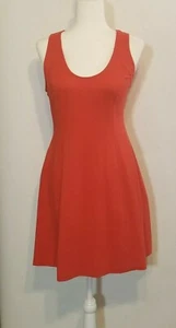 New York & Co Atemberaubendes rotes ärmelloses Fit and Flare Style Pulloverkleid Gr. XS - Bild 1 von 6
