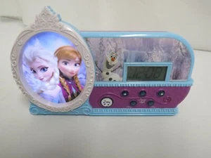 DISNEY FROZEN MUSIKALISCHER LEUCHTWECKER LET IT GO DIGITAL ELSA ANNA OLAF - Bild 1 von 5