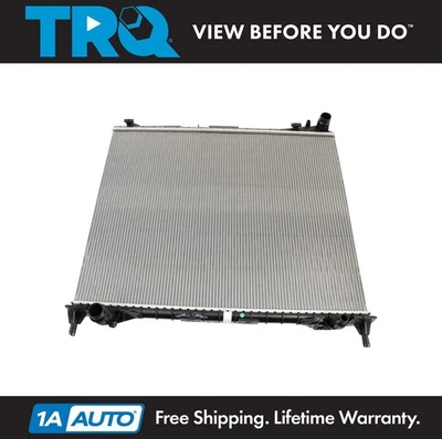 TRQ Radiator For 2017-2021 Land Rover Discovery 2014-2020 Range Rover Sport Foto 1 de 4