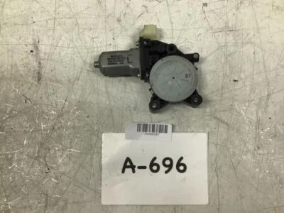 KIA SEDONA 2010  FRONT LEFT DRIVER SIDE DOOR WINDOW MOTOR FACTORY - Image 1 of 4