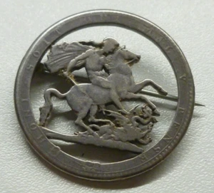 George III St George & Dragon cut out original 1818 Sterling Silver Crown Brooch - Picture 1 of 8