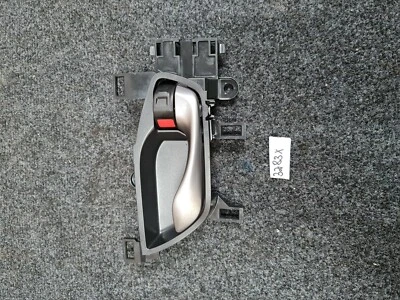 2020 HONDA CR-V HYBRID REAR RIGHT DOOR INNER HANDLE  - Image 1 of 3
